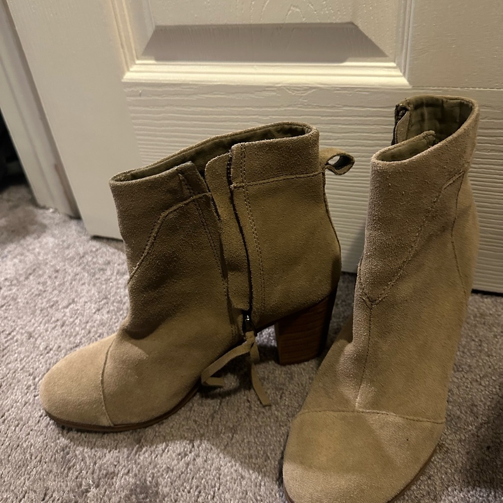 Toms Tan Suede Ankle Boots